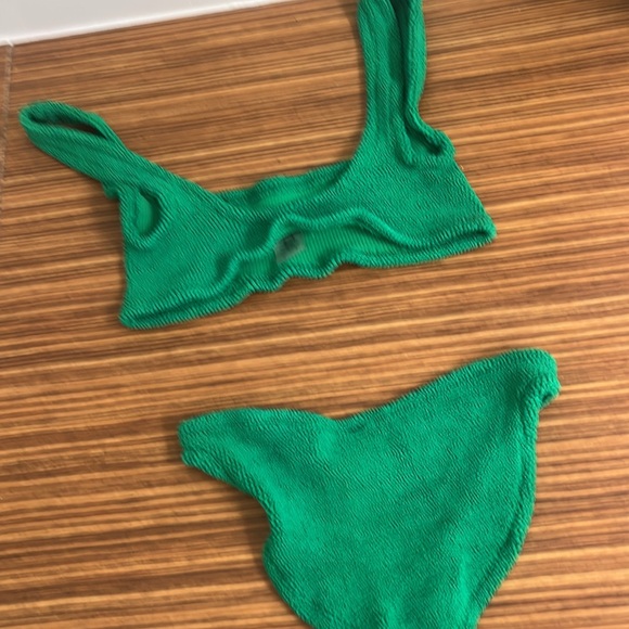 Hunza G Vibrant Green Bikini Set O/S - Picture 2 of 4